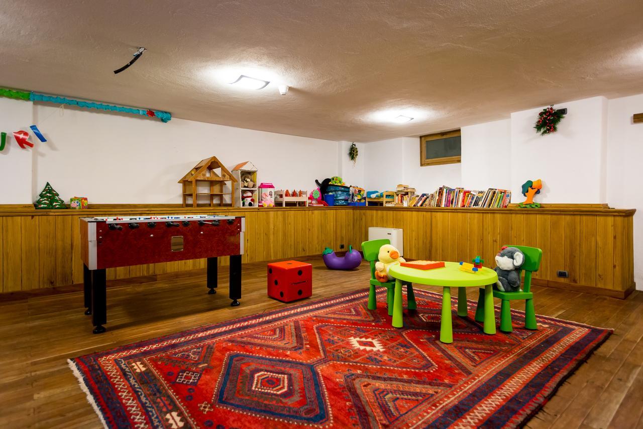 Hotel Lyshaus Gressoney-Saint-Jean Kültér fotó