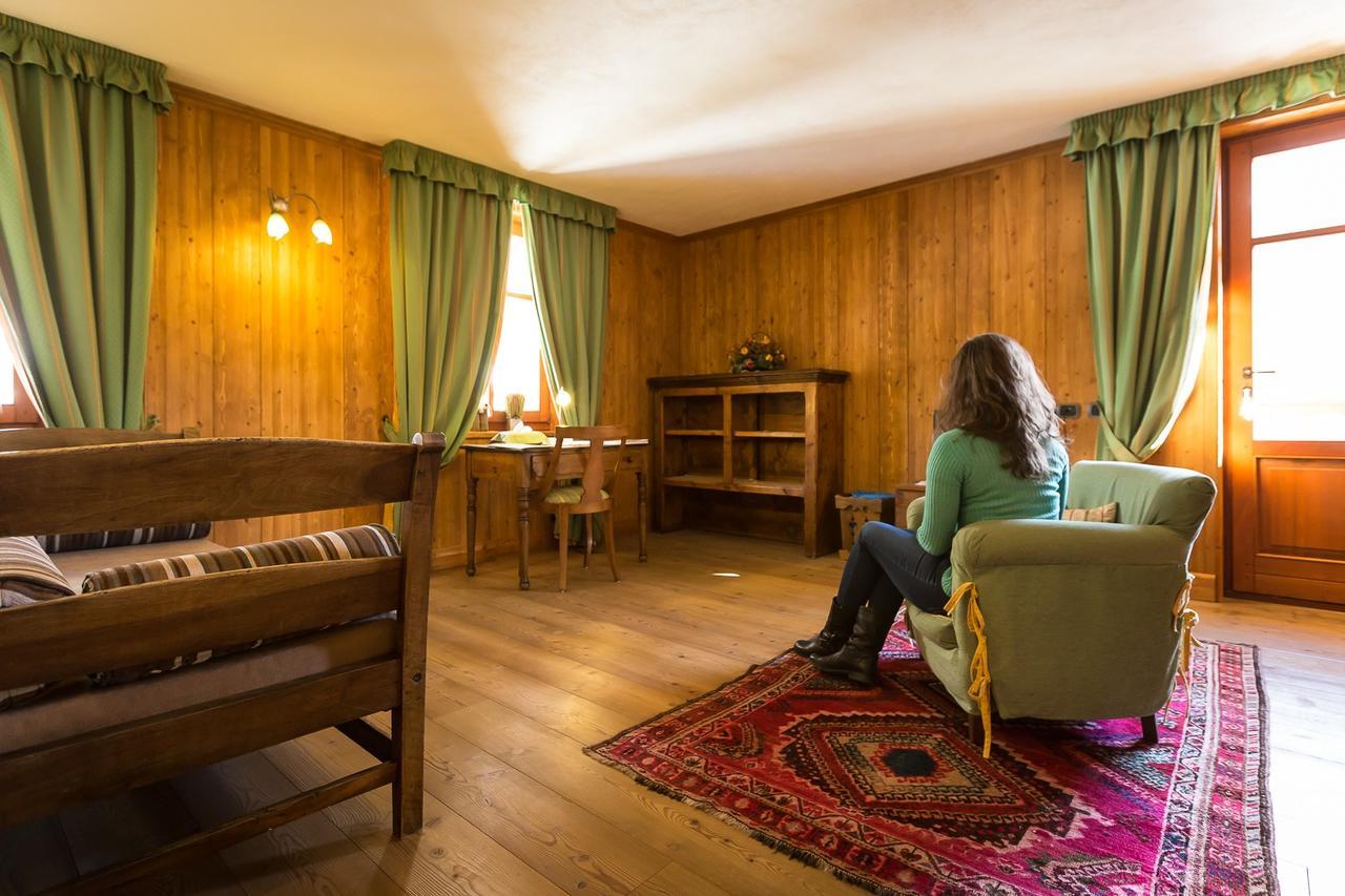 Hotel Lyshaus Gressoney-Saint-Jean Szoba fotó